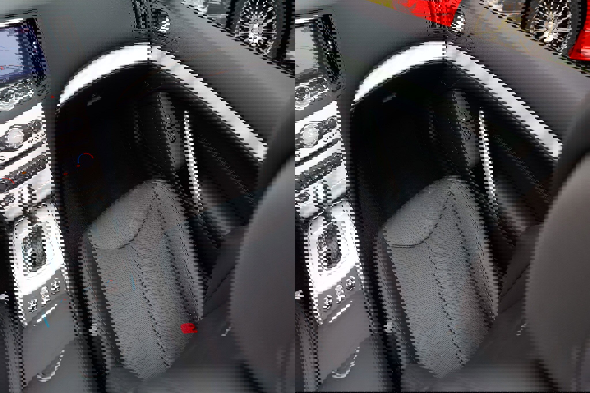 Used 2014 INFINITI Q60 Convertible w/ Premium Package image 27