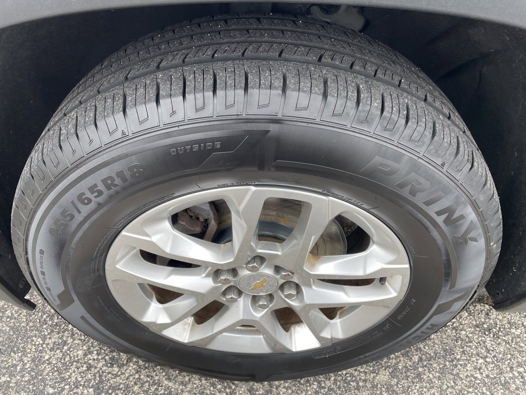 Used 2020 Chevrolet Traverse LT image 33