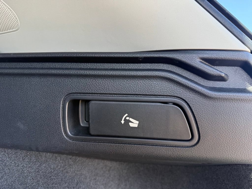 Used 2020 INFINITI QX50 Sensory w/ Proactive Package FWD image 18