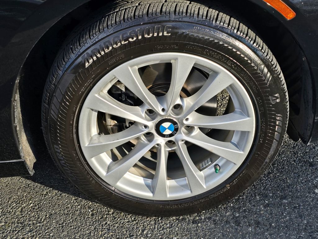 Used 2014 BMW 328i Gran Turismo xDrive image 9