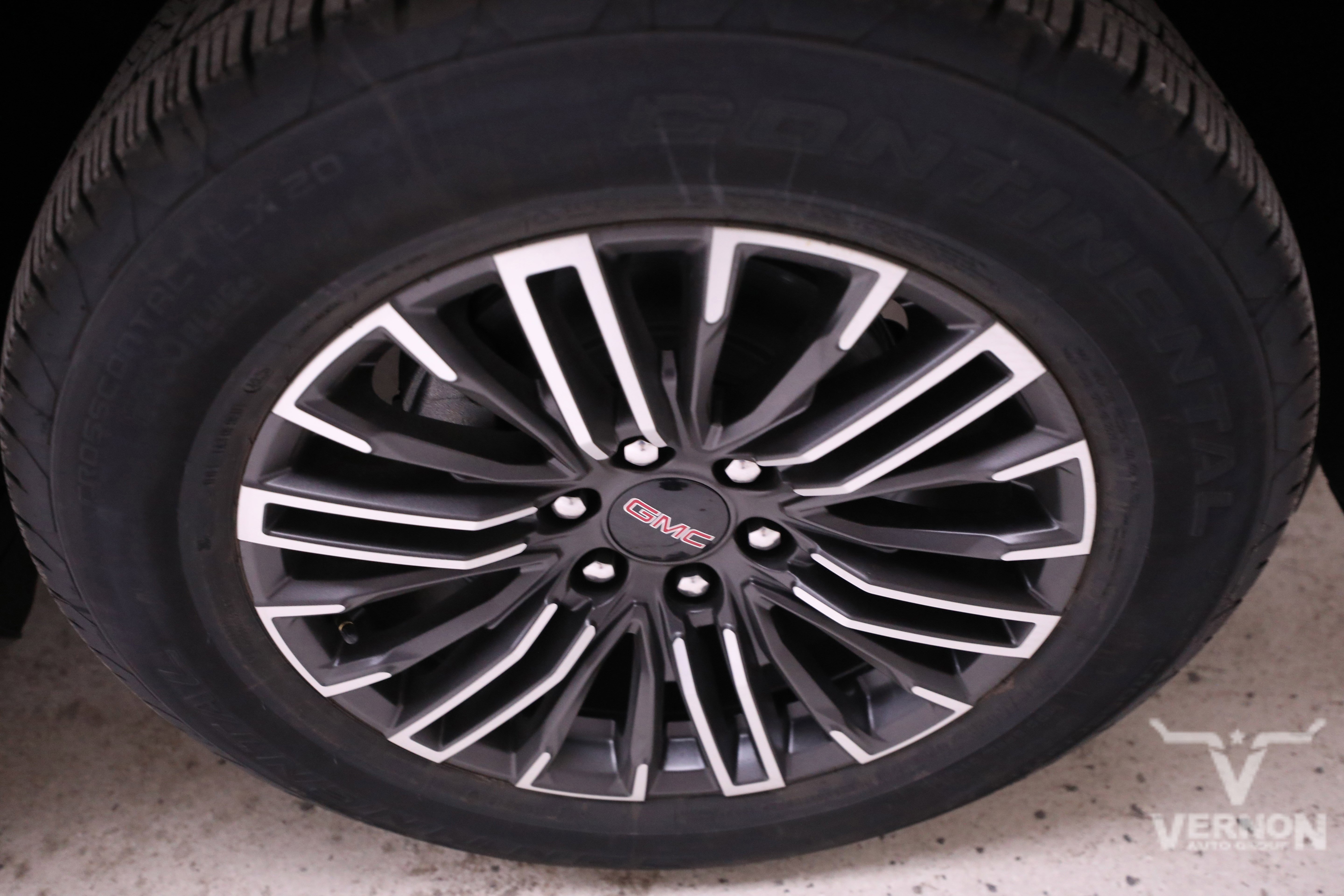 New 2026 GMC Yukon Elevation image 30