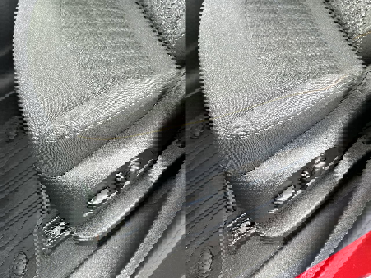 Used 2024 Chevrolet Equinox LT image 24