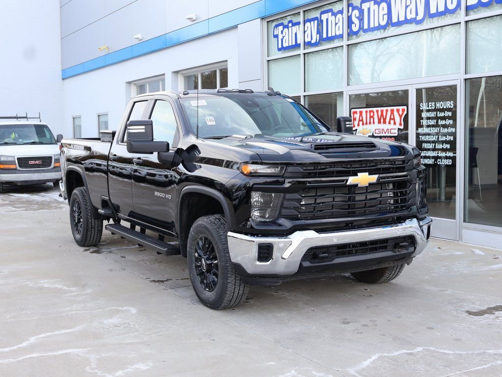 New 2026 Chevrolet Silverado 3500 W/T AWD/4WD image 2