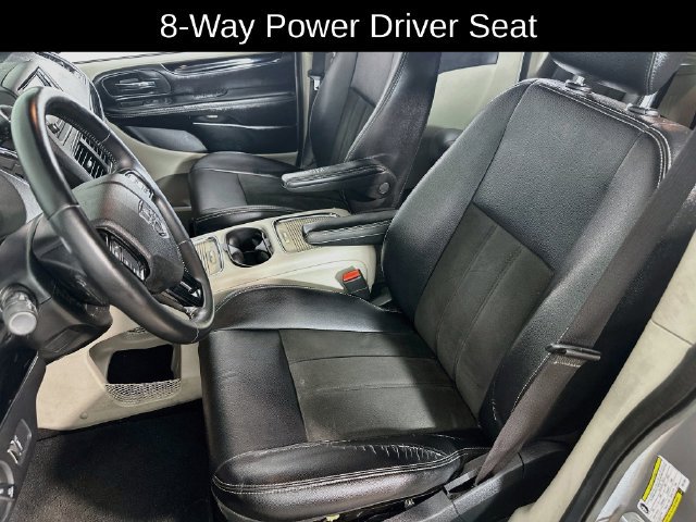Used 2019 Dodge Grand Caravan SXT FWD image 19