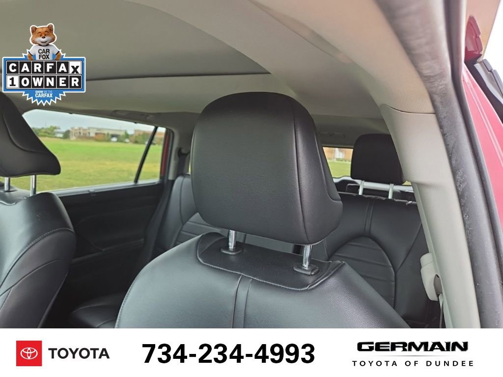 Used 2023 Toyota Highlander XLE image 17