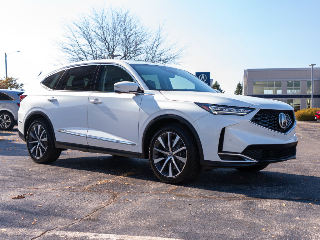 Certified 2025 Acura MDX w/ Technology Package AWD/4WD image 3