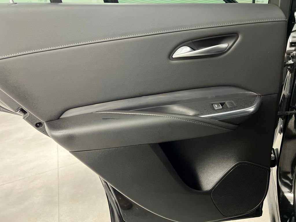 Used 2024 Cadillac XT4 Premium Luxury image 16