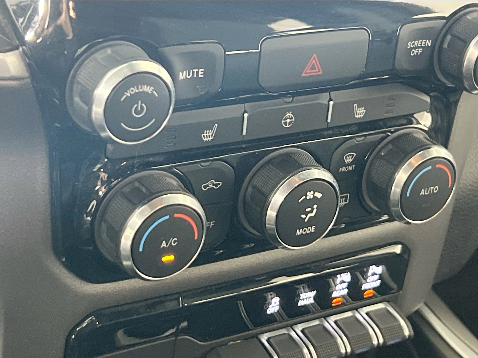 Used 2022 RAM 1500 Big Horn AWD/4WD image 19