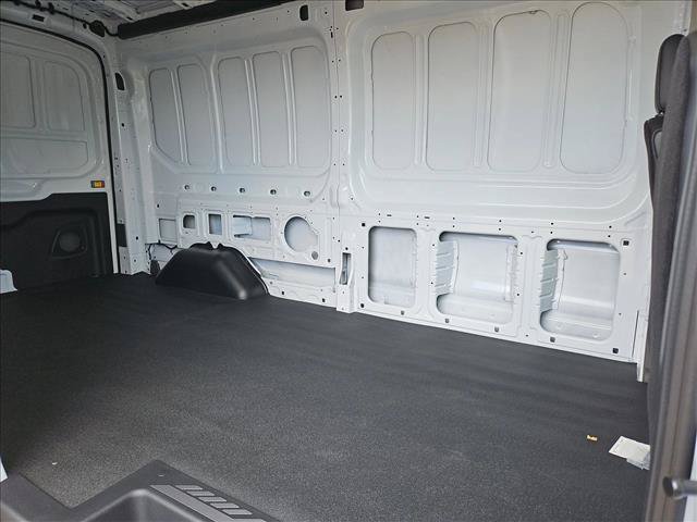 New 2026 Ford Transit 250 148 Medium Roof RWD image 15