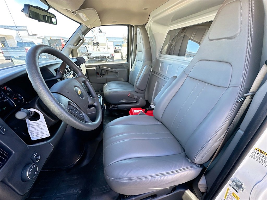 New 2025 Chevrolet Express 2500 w/ Driver Convenience Package image 14