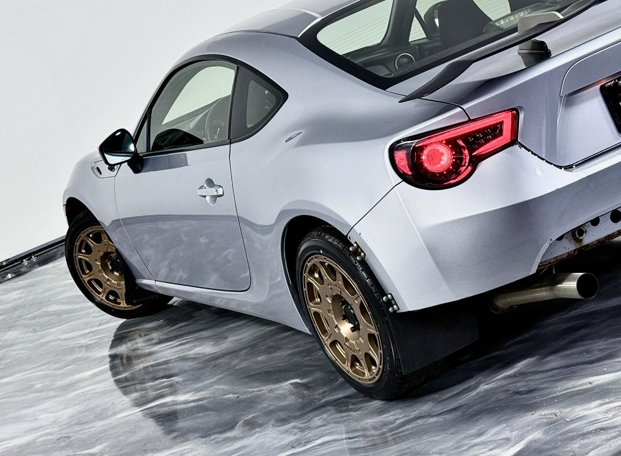 Used 2015 Scion FR-S RWD image 13