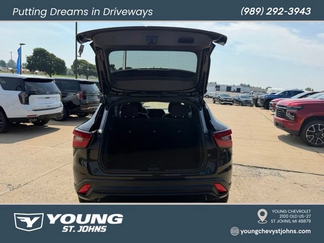 Certified 2024 Chevrolet Trax RS w/ Sunroof Package FWD image 32