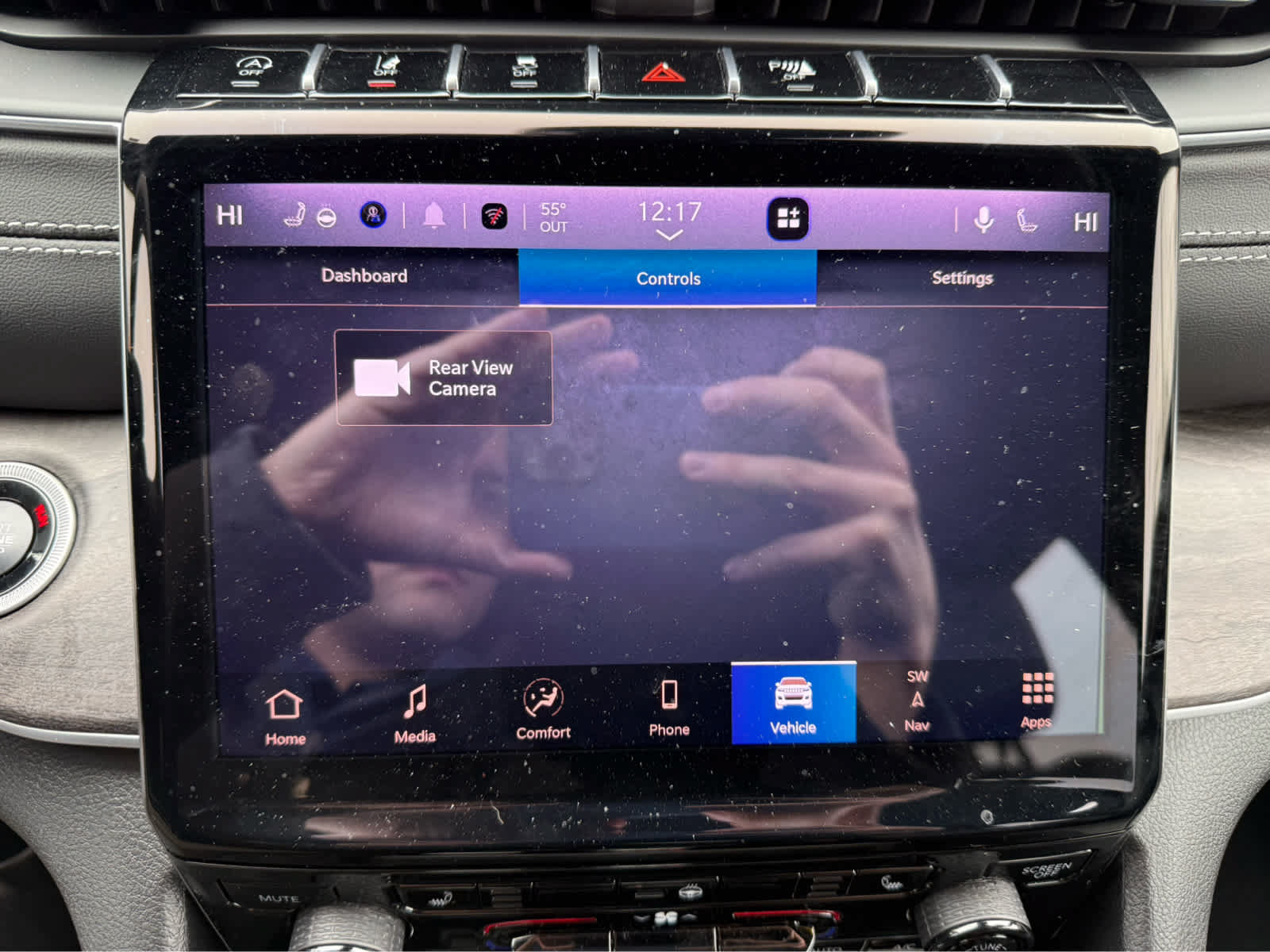Used 2025 Jeep Grand Cherokee Limited w/ Black Appearance Package AWD/4WD image 21
