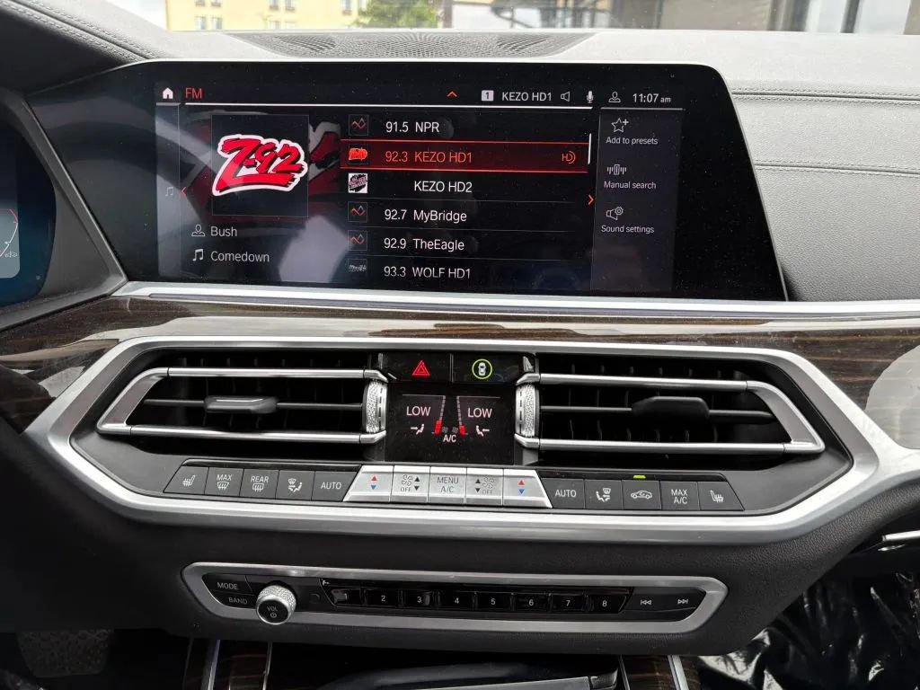 Used 2021 BMW X7 xDrive40i w/ Premium Package AWD/4WD image 15