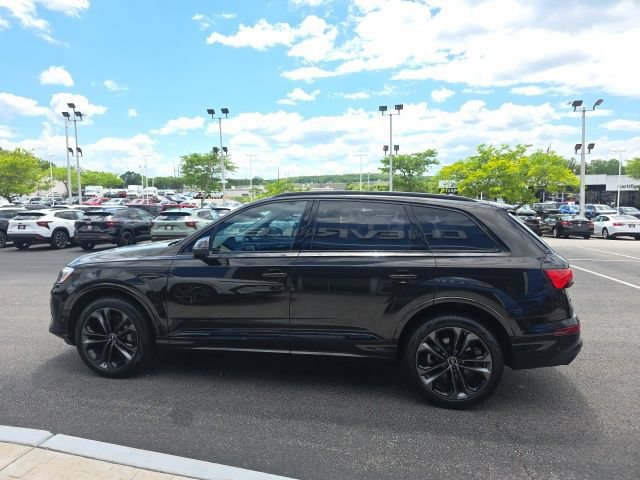Used 2025 Audi Q7 3.0T Premium Plus AWD/4WD image 5
