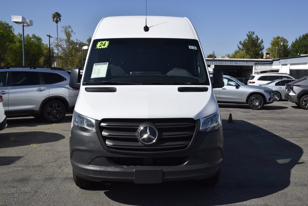 Used 2024 Mercedes-Benz eSprinter 170 Cargo image 10