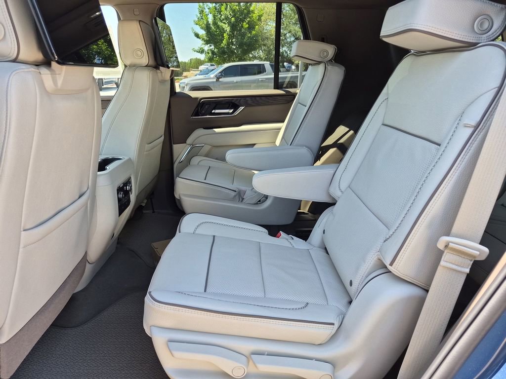 New 2026 GMC Yukon Denali AWD/4WD image 39