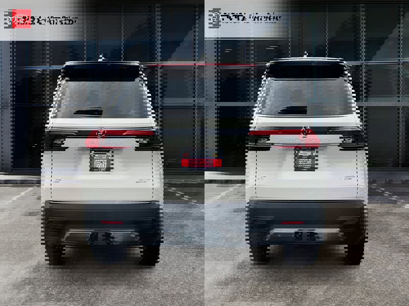 Used 2024 Toyota Grand Highlander Limited image 11