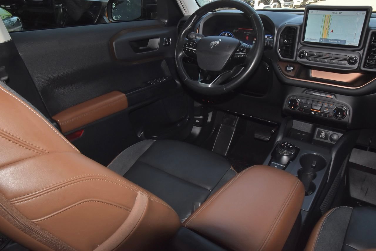 Used 2023 Ford Bronco Sport Outer Banks w/ Tech Package AWD/4WD image 15