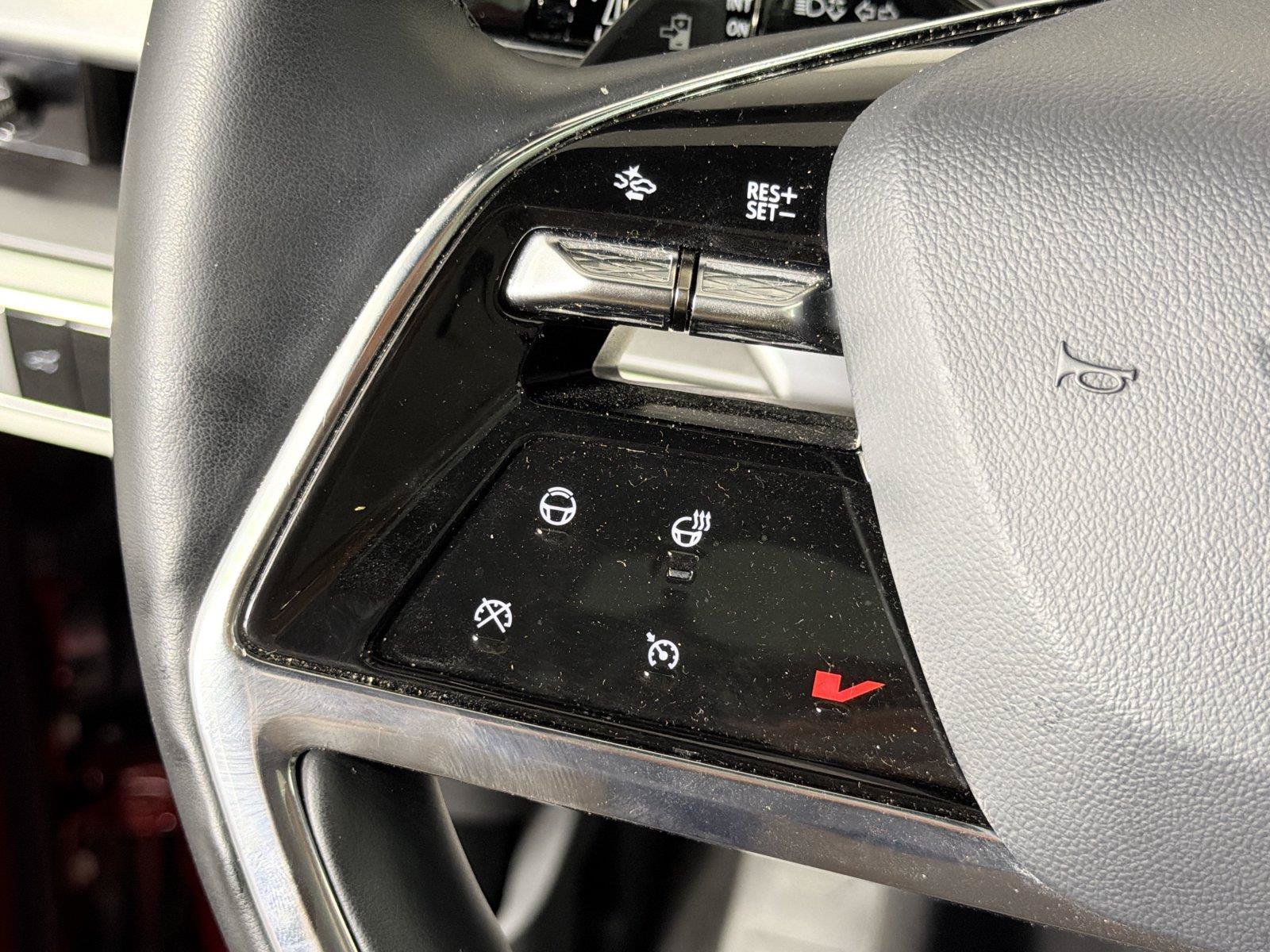 Used 2026 Cadillac Vistiq Sport AWD/4WD image 26