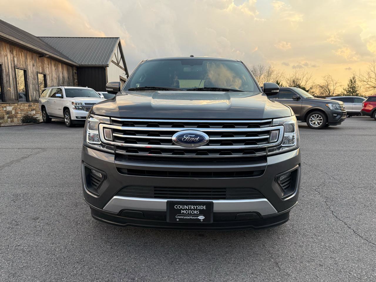 Used 2019 Ford Expedition XLT w/ Equipment Group 201A image 9