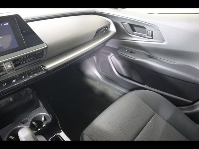 Used 2025 Toyota Prius LE image 21