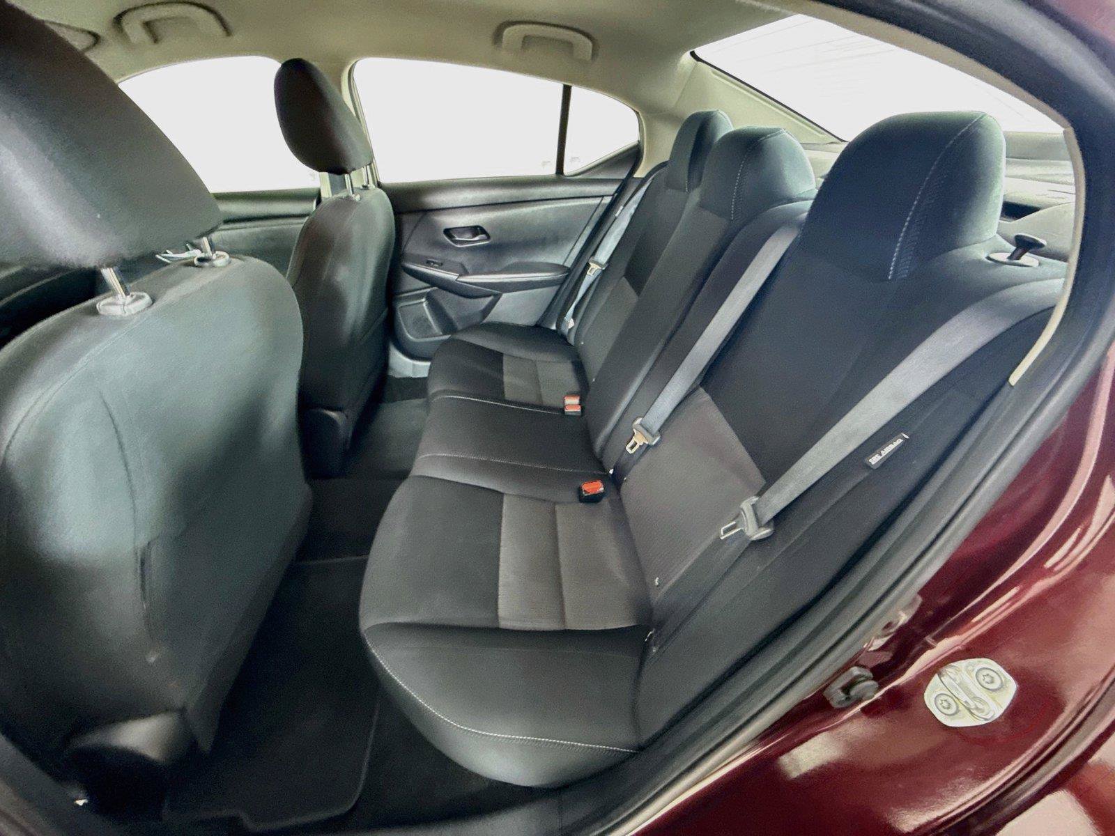 Used 2024 Nissan Sentra SV FWD image 11