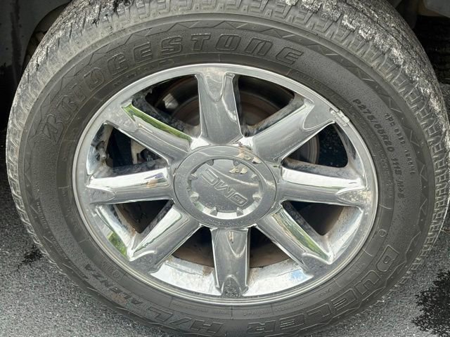 Used 2011 GMC Yukon XL SLT RWD image 28
