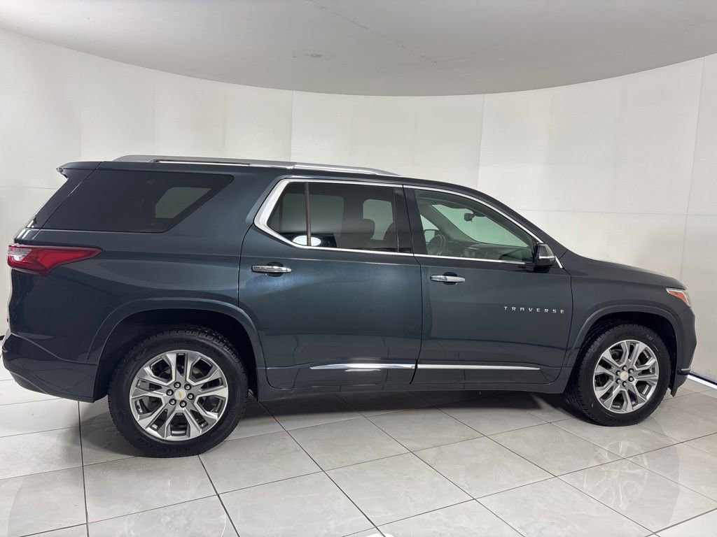 Used 2018 Chevrolet Traverse Premier w/ Driver Confidence II Package image 6