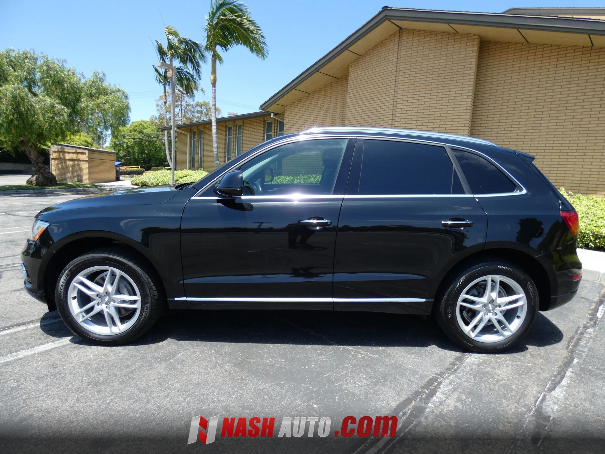 Used 2016 Audi Q5 2.0T Premium Plus w/ Technology Package AWD/4WD image 14