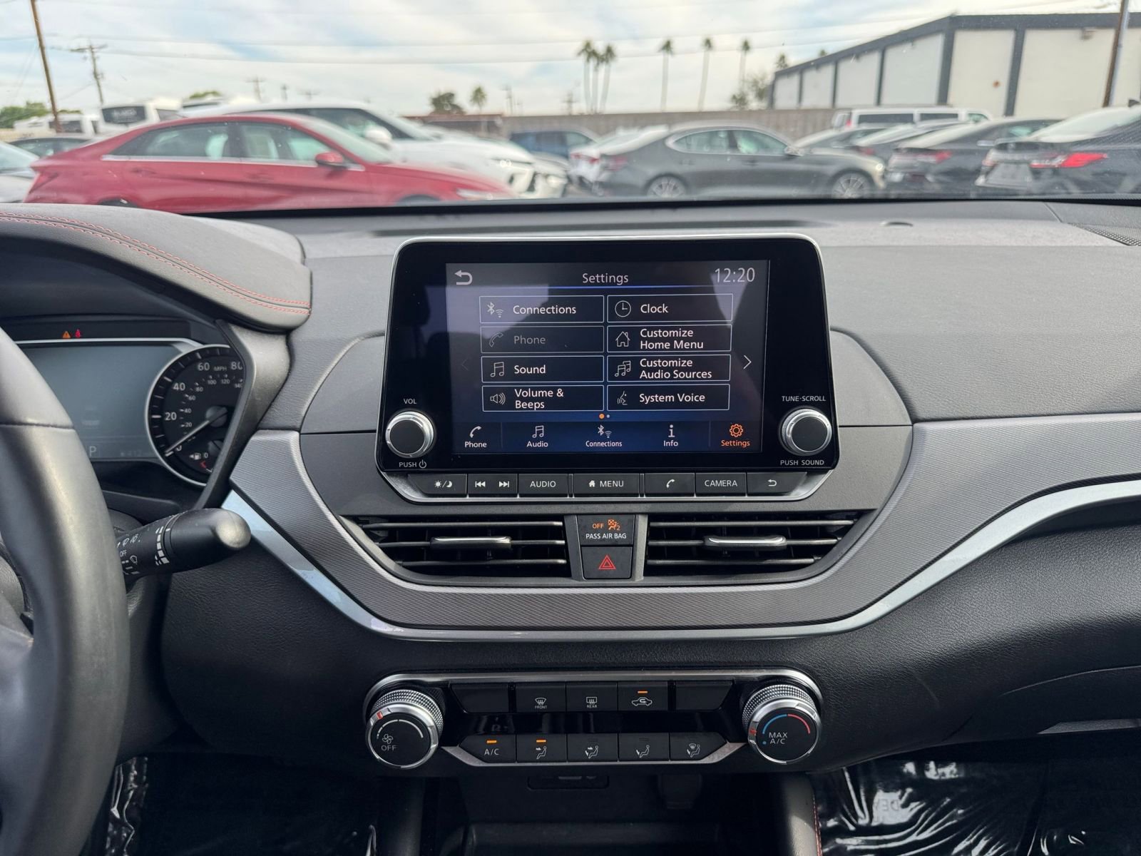 Used 2025 Nissan Altima 2.5 SR image 21