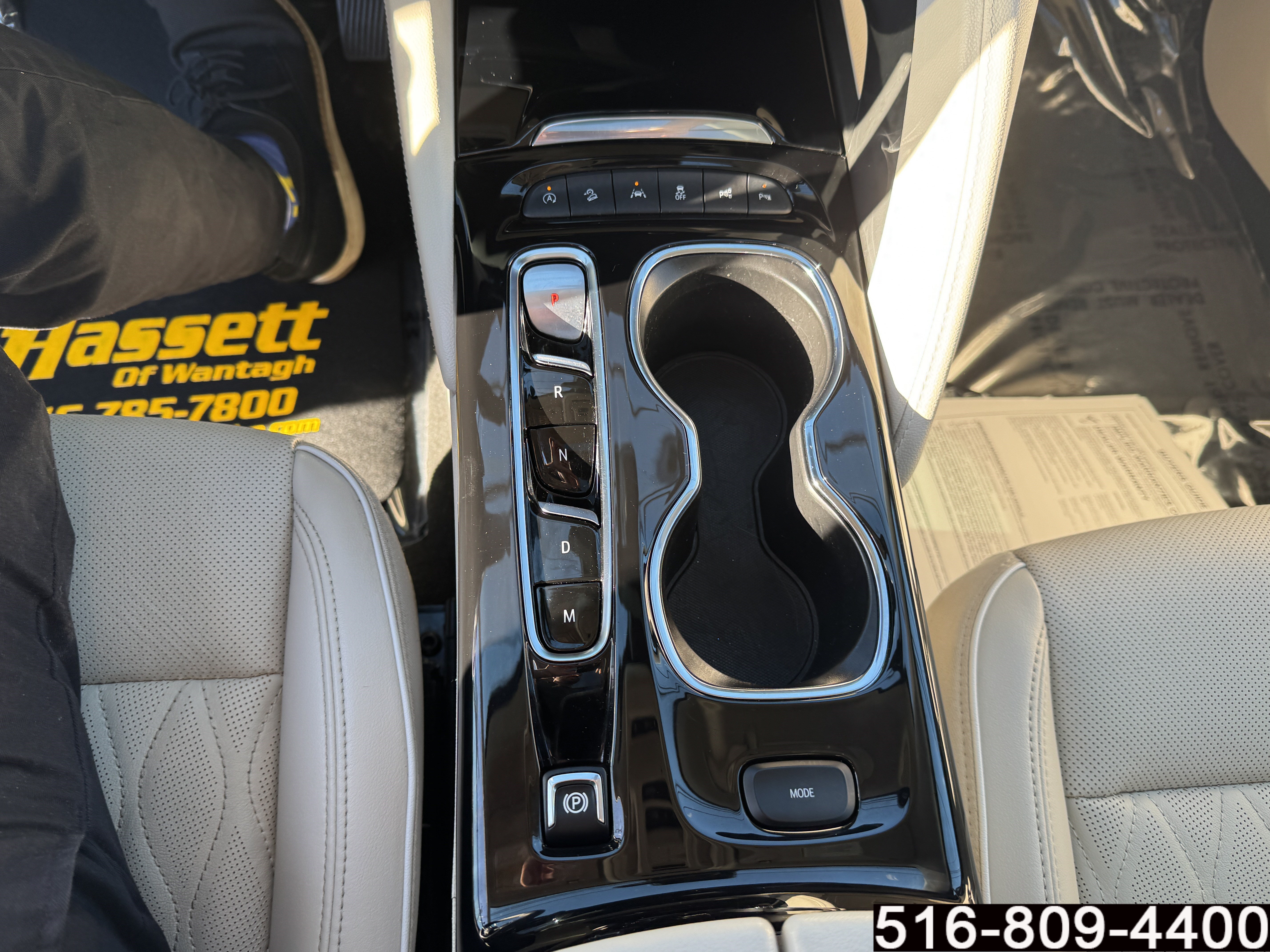 Used 2023 Buick Envision Avenir AWD/4WD image 20