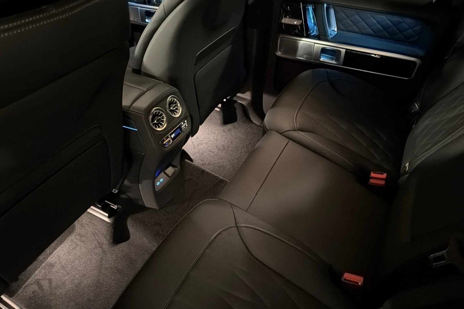New 2027 Mercedes-Benz G 63 AMG 4MATIC image 11
