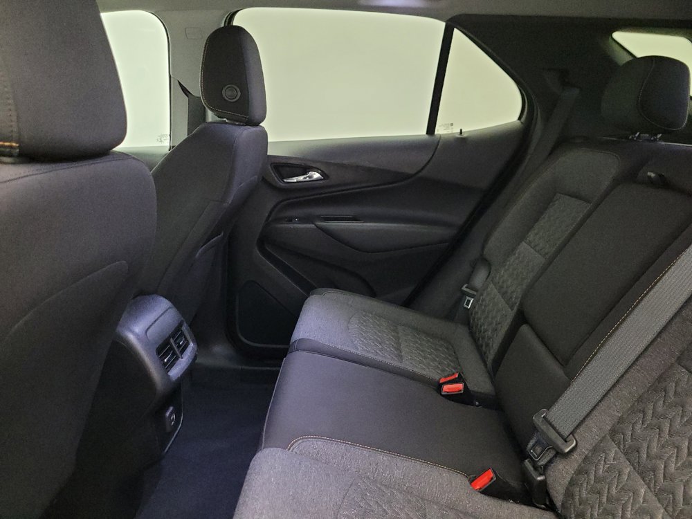 Used 2022 Chevrolet Equinox LT FWD image 18