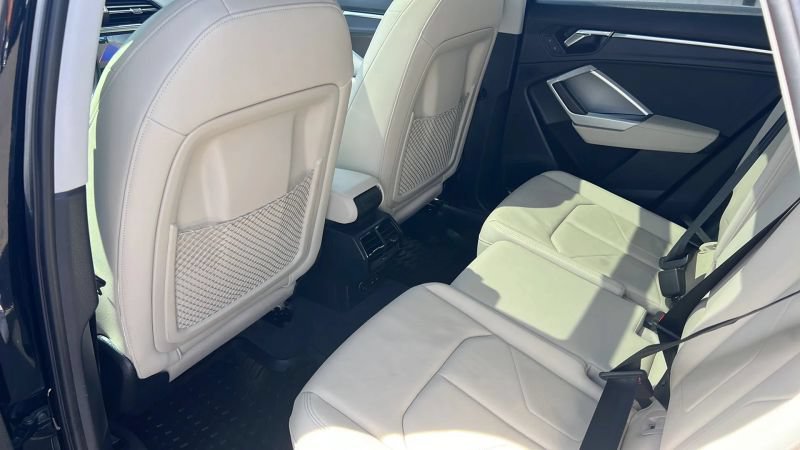 Used 2019 Audi Q3 2.0T Premium Plus w/ Premium Plus Package AWD/4WD image 12
