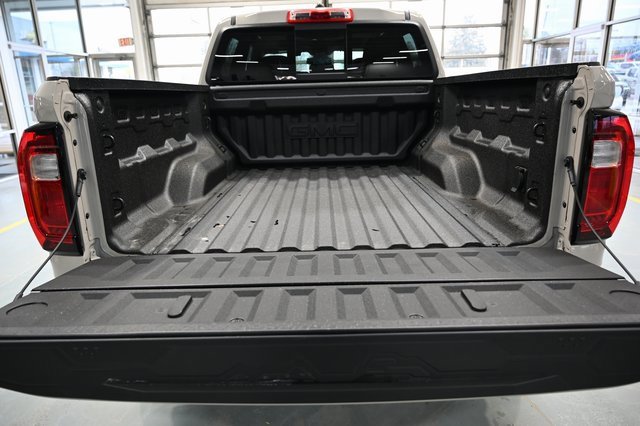 New 2026 GMC Canyon Elevation w/ Convenience Package image 7