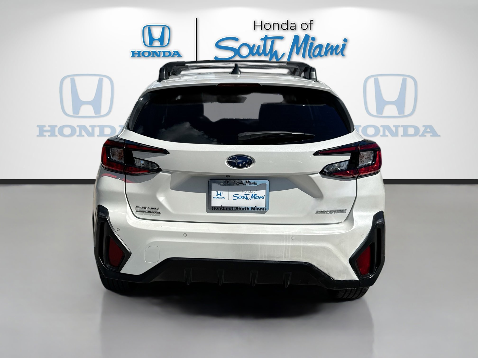 Used 2024 Subaru Crosstrek 2.5i Limited image 5