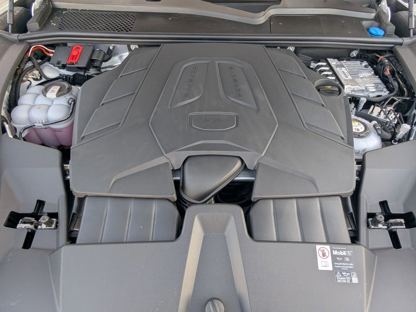 New 2026 Porsche Cayenne S image 27