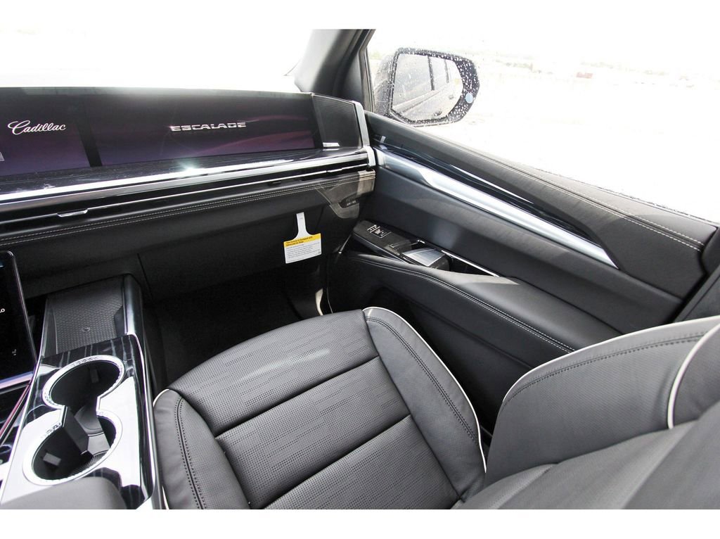 New 2026 Cadillac Escalade ESV Sport AWD/4WD image 10