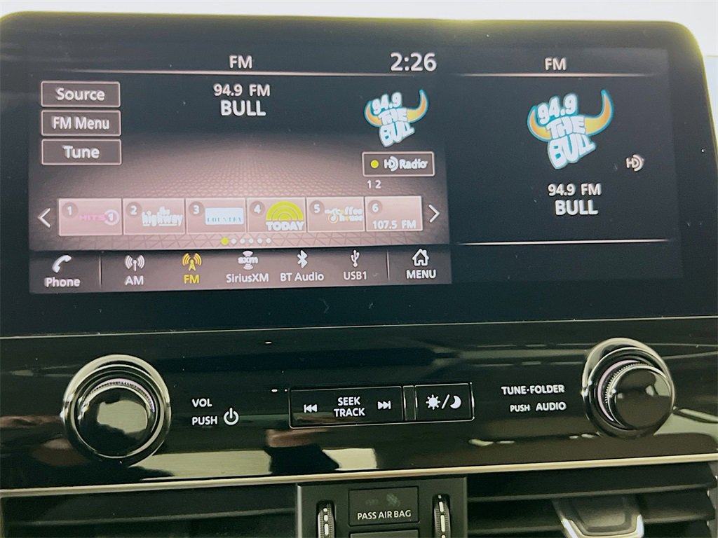 Used 2024 Nissan Armada SL w/ Captain's Chairs Package image 15