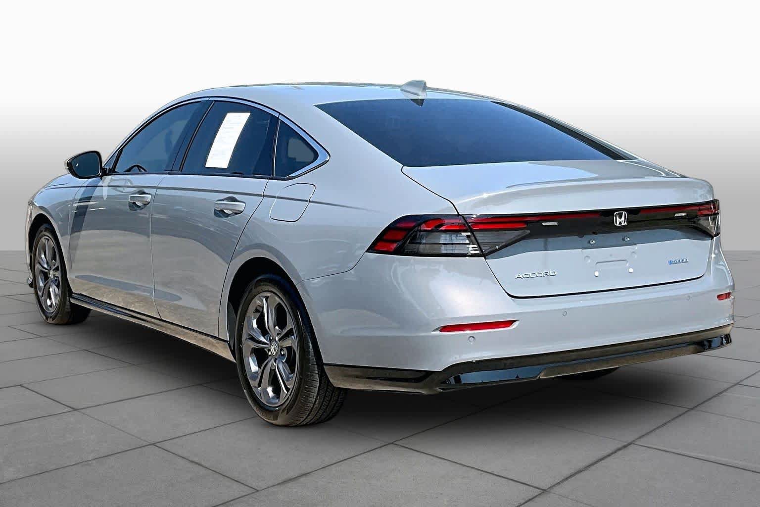 Used 2025 Honda Accord EX-L image 12
