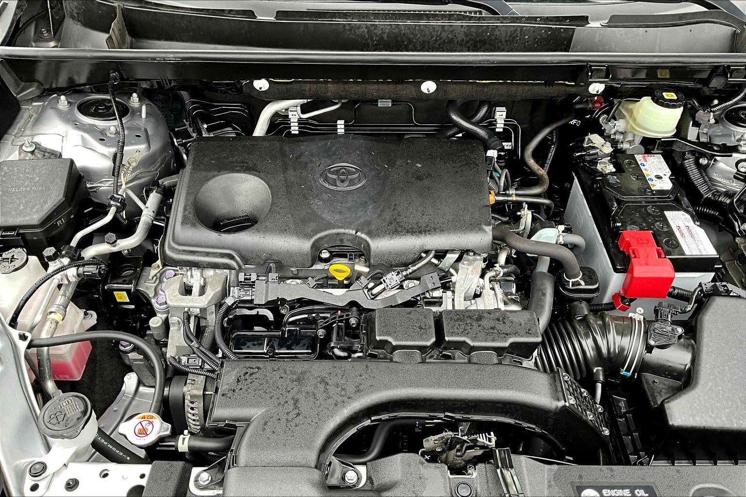 Used 2021 Toyota RAV4 LE AWD/4WD image 31