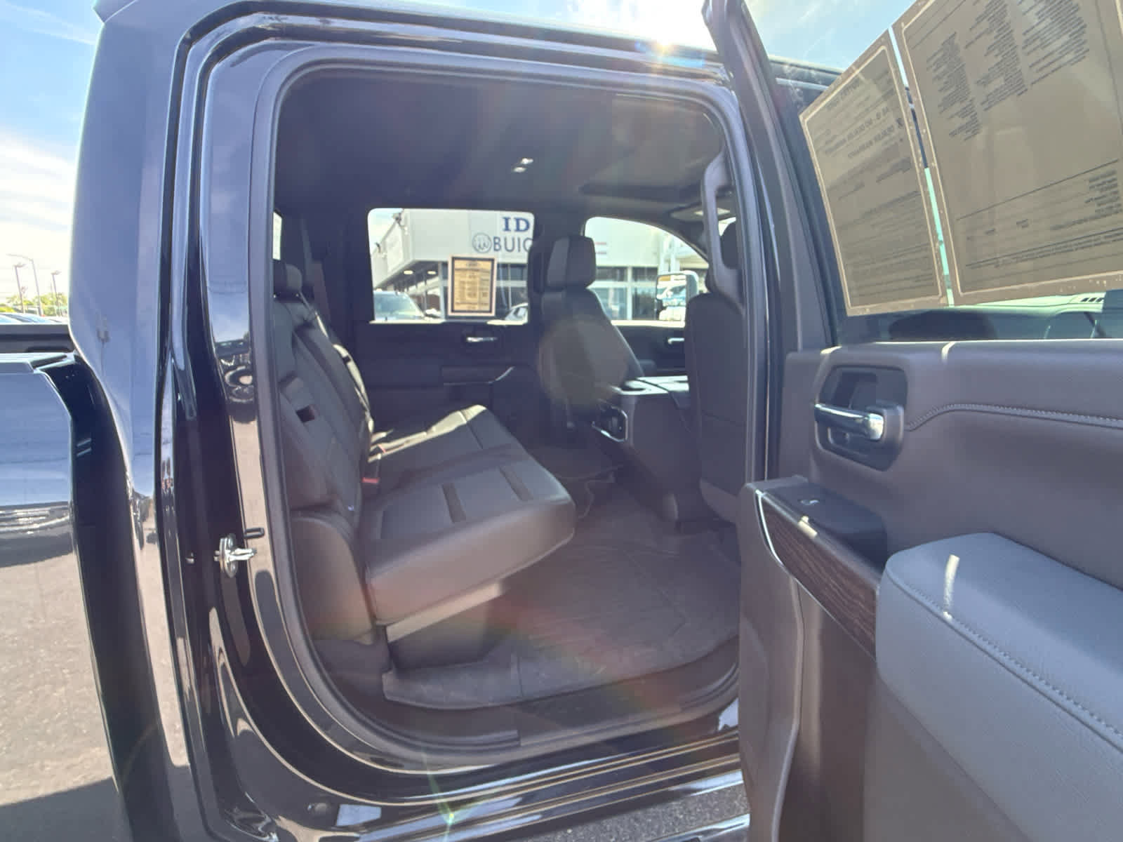 Used 2020 GMC Sierra 3500 Denali w/ Denali Ultimate Package AWD/4WD image 23