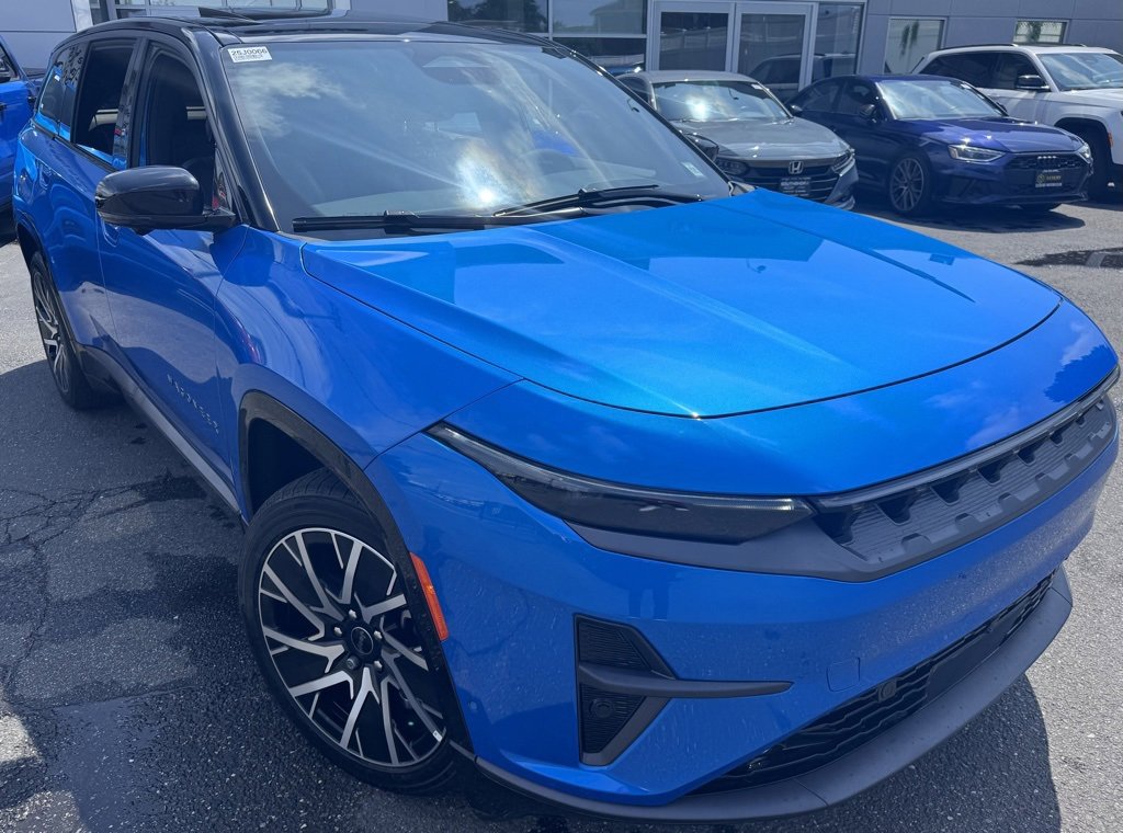 New 2025 Jeep Wagoneer S Limited image 1