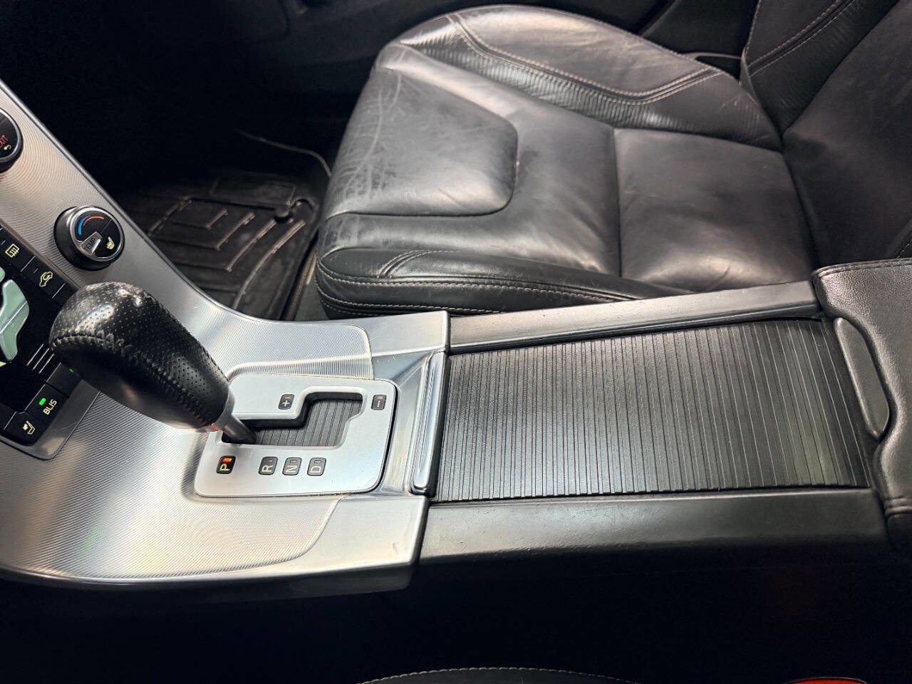 Used 2012 Volvo S60 T6 R-Design image 39