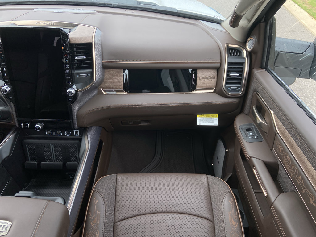 New 2026 RAM 2500 Limited image 32