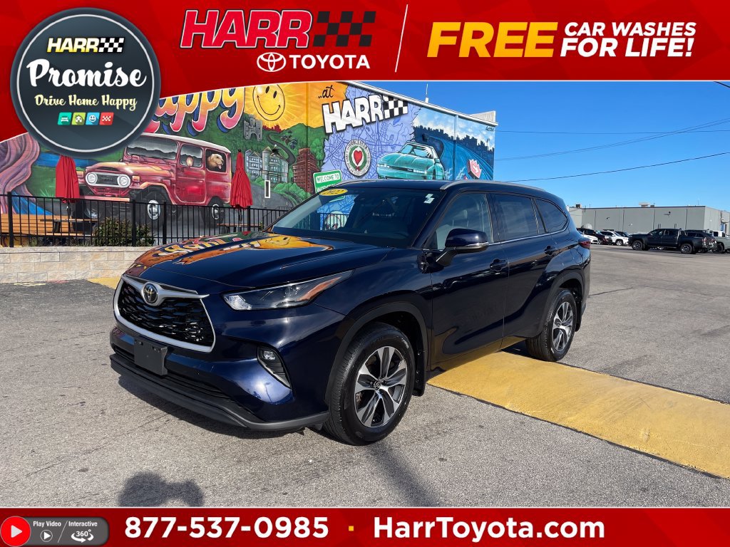 Used 2022 Toyota Highlander XLE