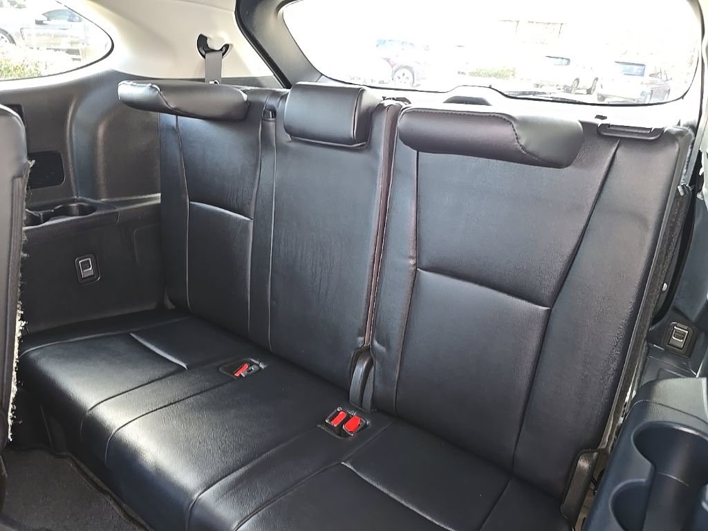 Used 2024 Toyota Highlander XLE image 24