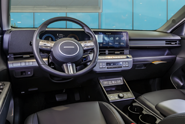 New 2026 Hyundai Kona SEL Premium FWD image 11