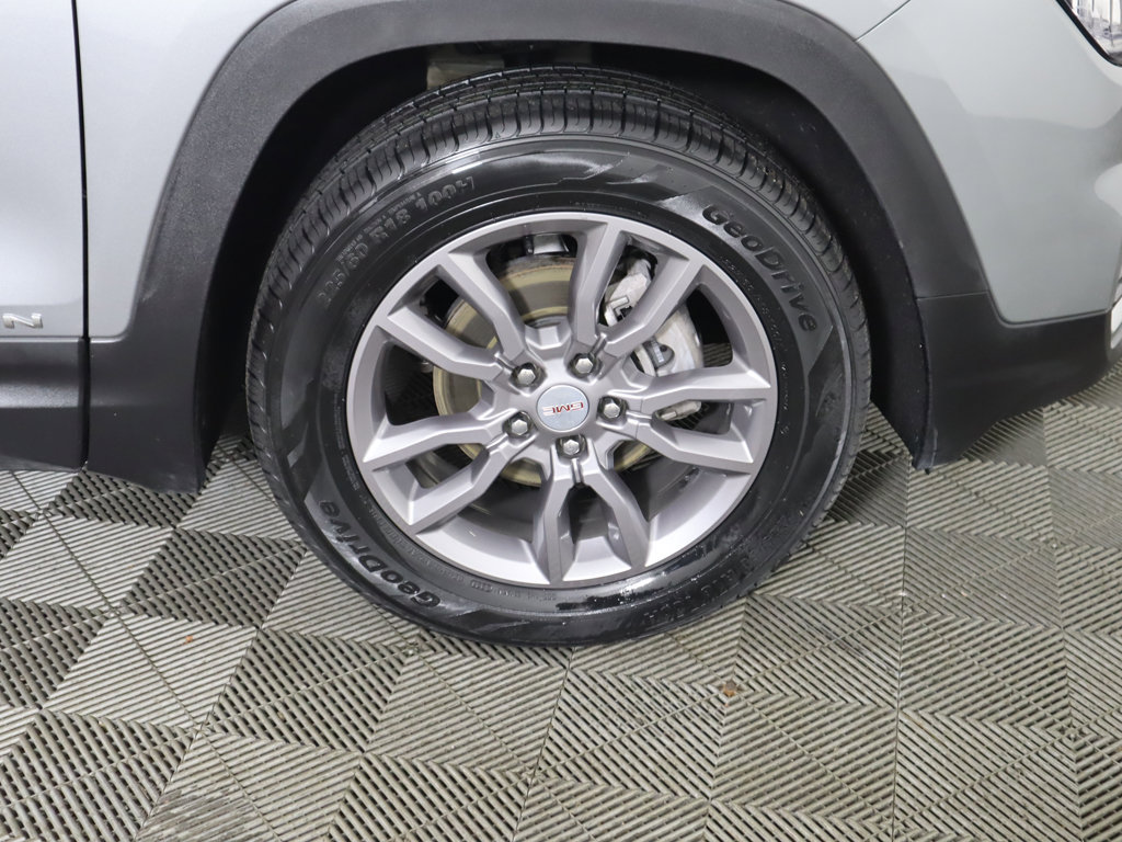 Used 2024 GMC Terrain SLT AWD/4WD image 21